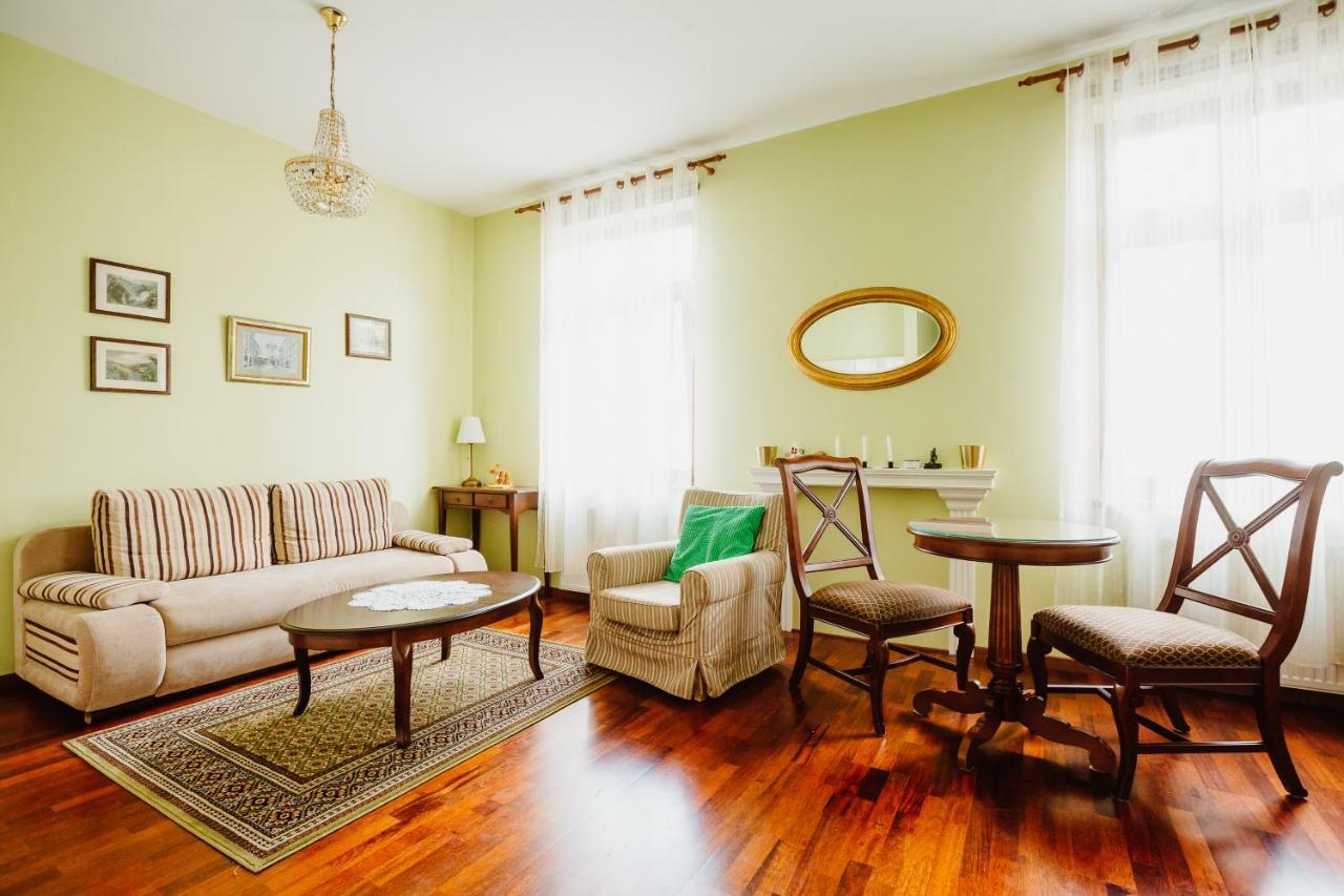 100% Cracovian Traditional Appartement *